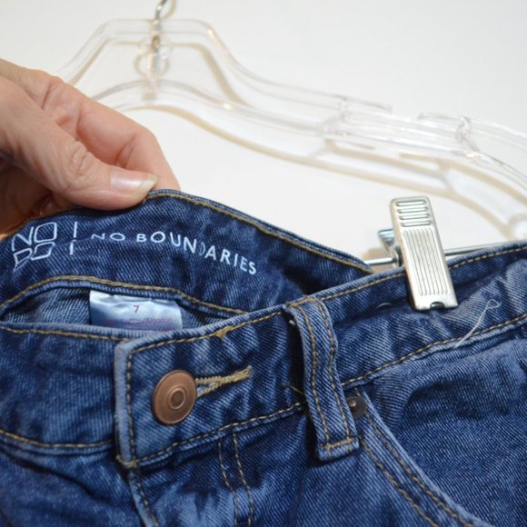 NO BO (No Boundaries) Blue Jean Ripped Frayed Cotton Mini Shorts 7 - Picture 4 of 7